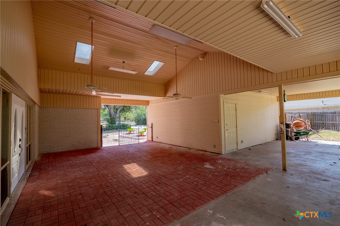 608 Berwick Road Victoria, TX 77904 - Photo 16 of 31 a view of a room with a garage