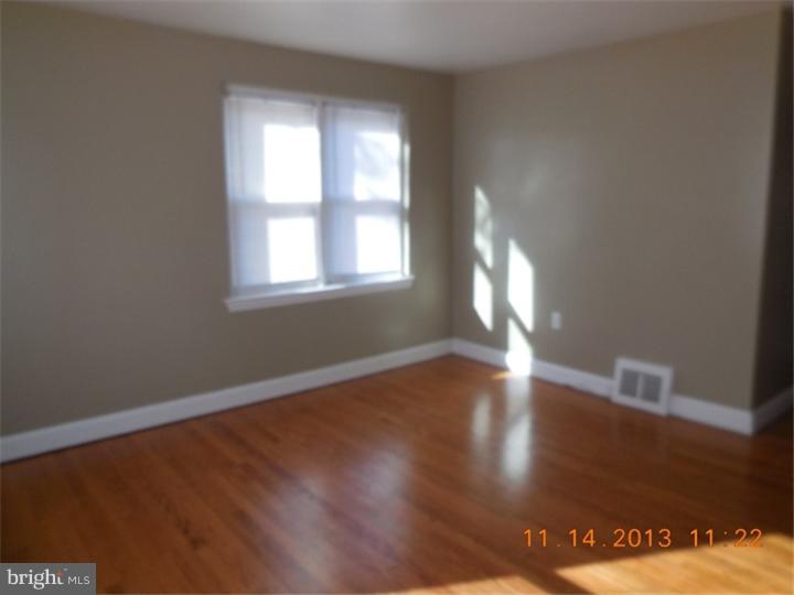 415 South Trooper Road Norristown, PA 19403 - Photo 6 of 25 Gallery Image 6