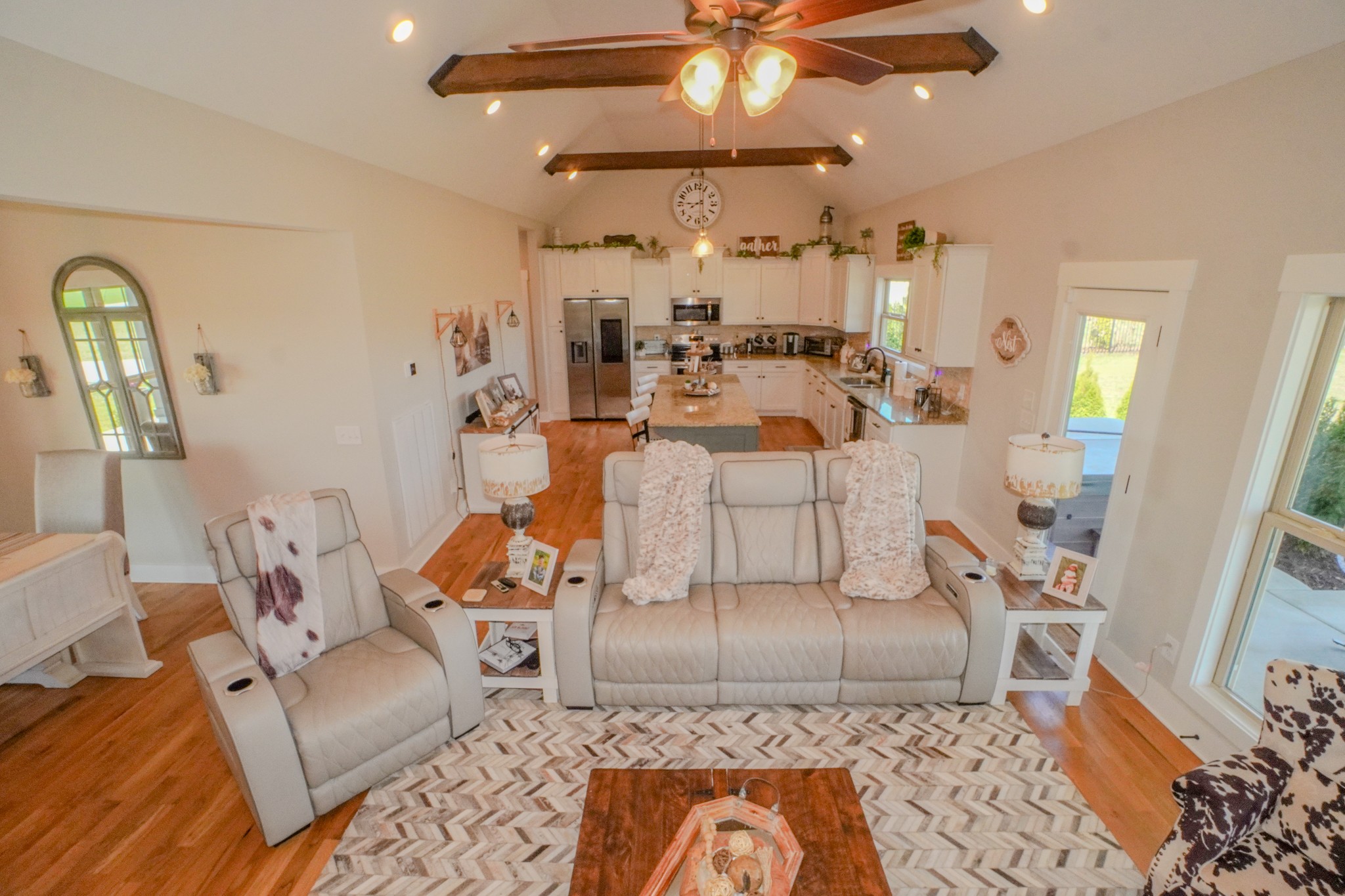 529 Clearview Road Cottontown, TN 37048 - Photo 15 of 64 a living room with furniture