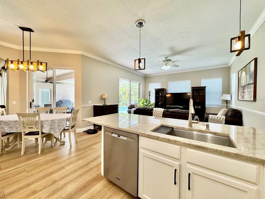 18711 Chaville Road Lutz, FL 33558 - Photo 24 of 72