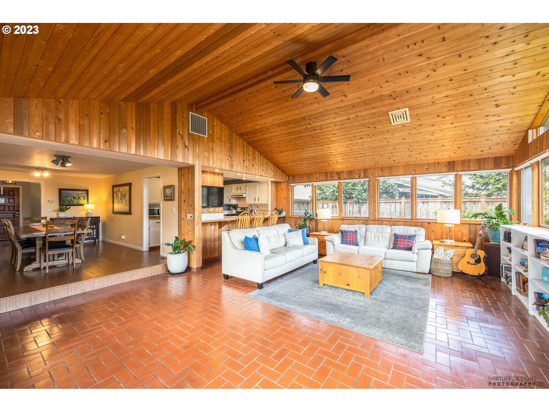 465 Mar Loop Eugene, OR 97401 - Photo 17 of 36