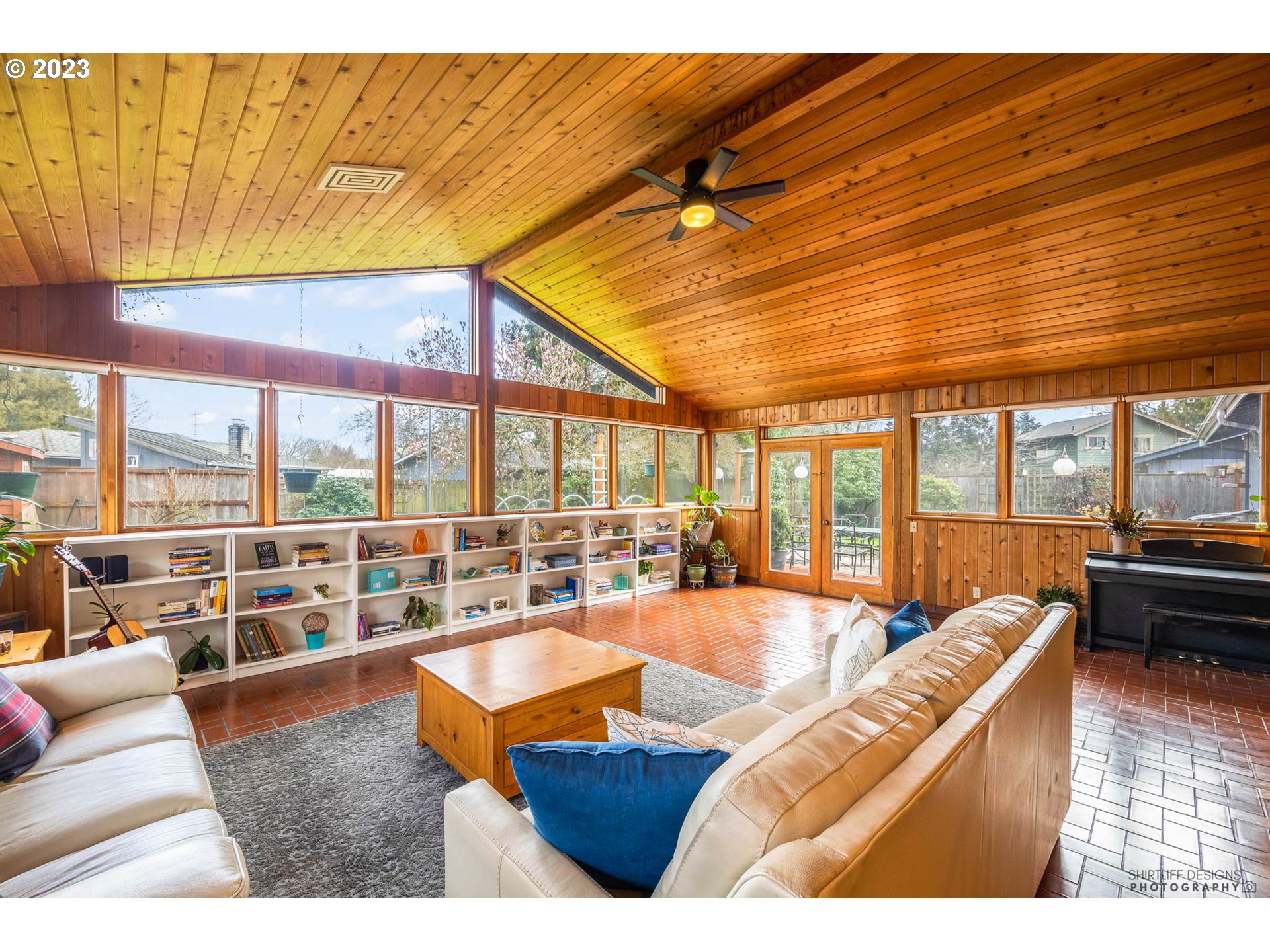 465 Mar Loop Eugene, OR 97401 - Photo 18 of 36