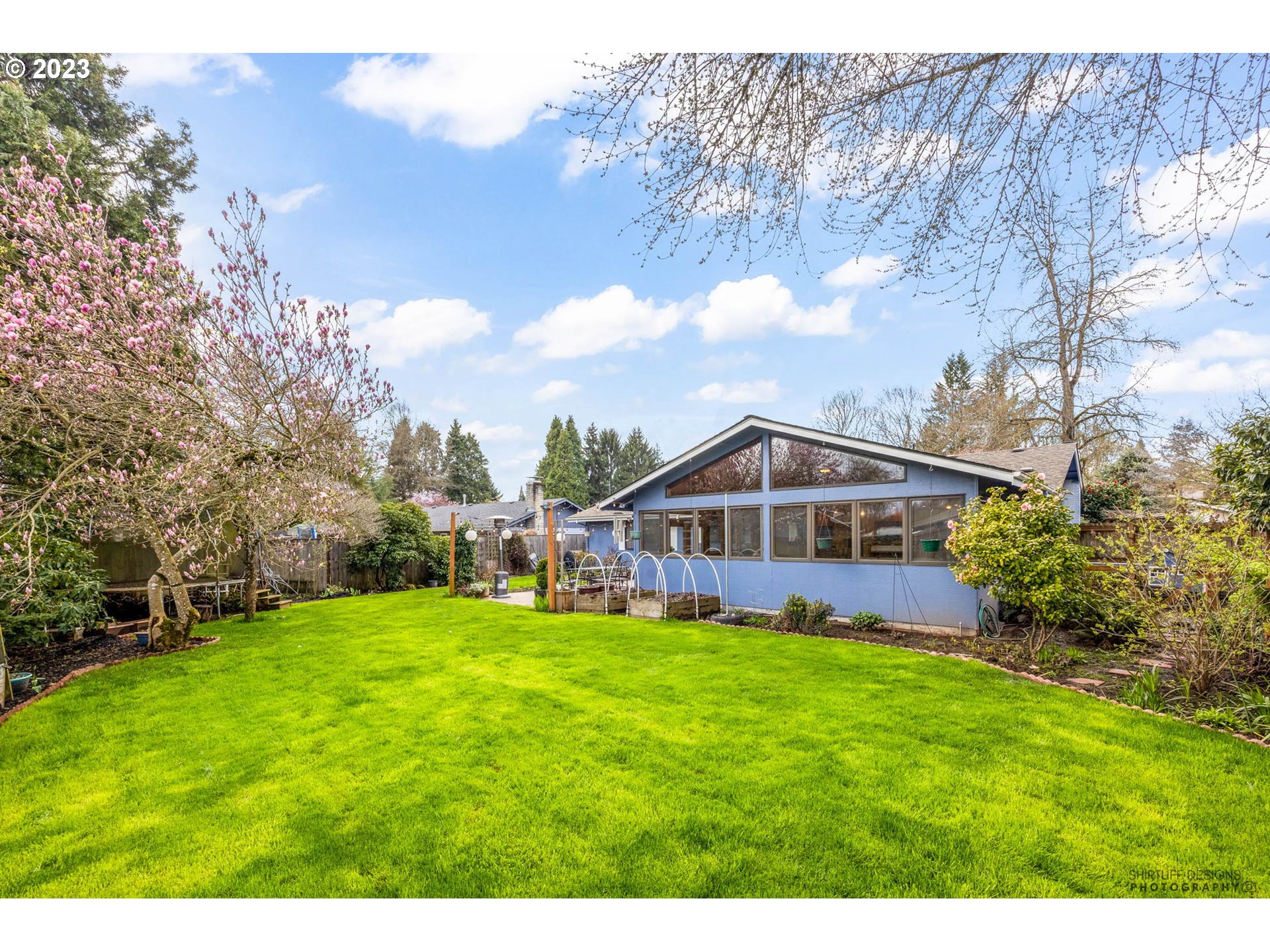 465 Mar Loop Eugene, OR 97401 - Photo 34 of 36