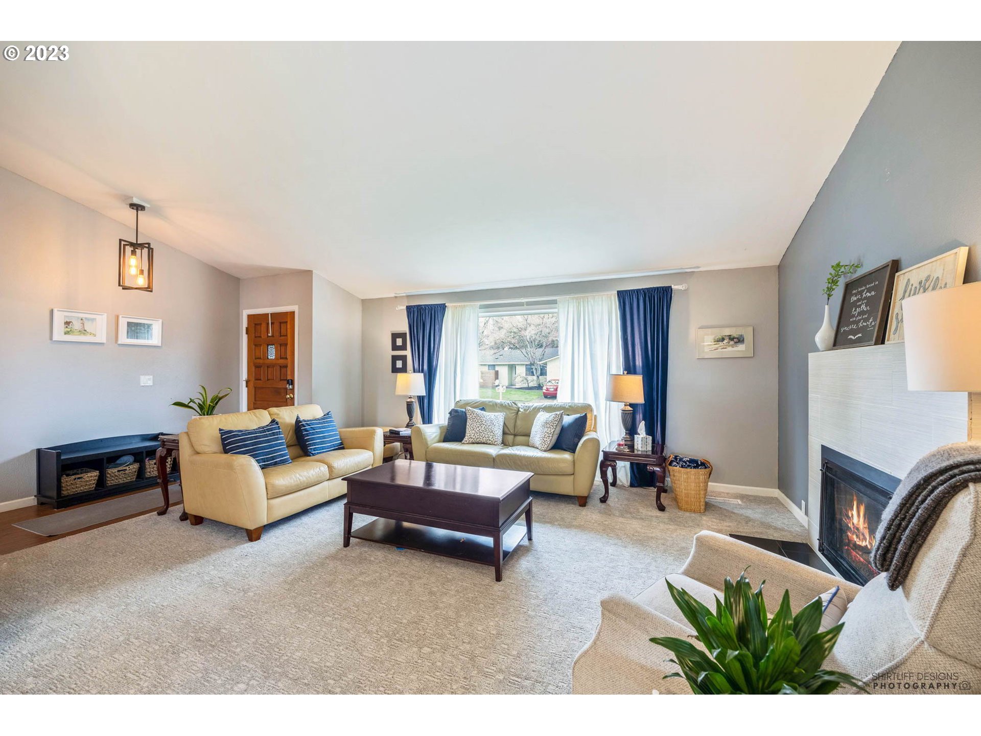 465 Mar Loop Eugene, OR 97401 - Photo 4 of 36