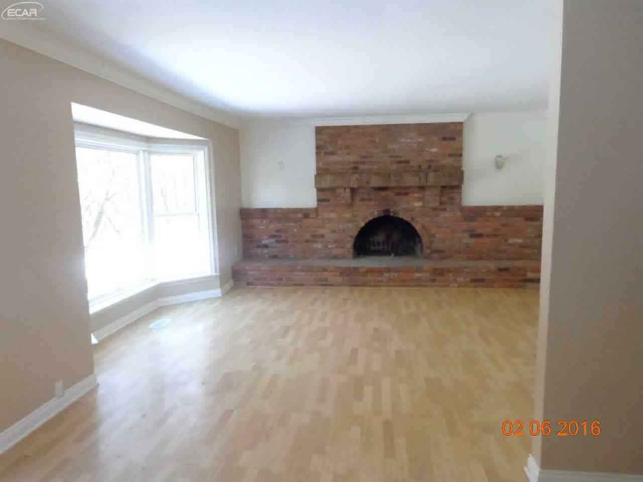 5679 Richardson Road Howell, MI 48843 - Photo 4 of 16