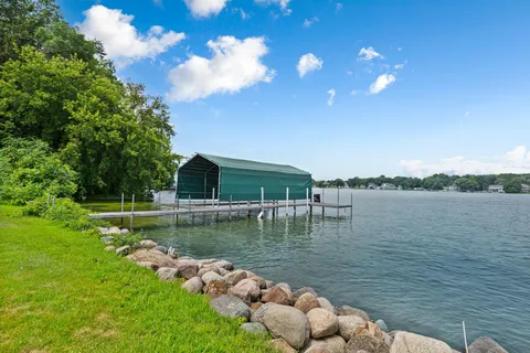 $2,595,000 | 3396 Kings Point Road, Excelsior, MN 55331