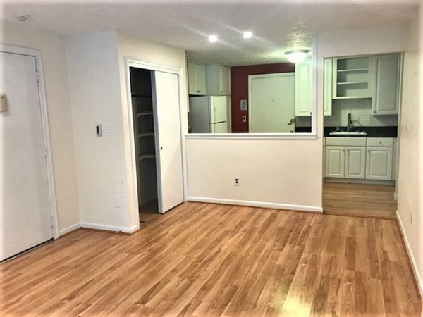 20 Hamilton Road, Unit 101 Arlington, MA 02474 - Photo 2 of 12