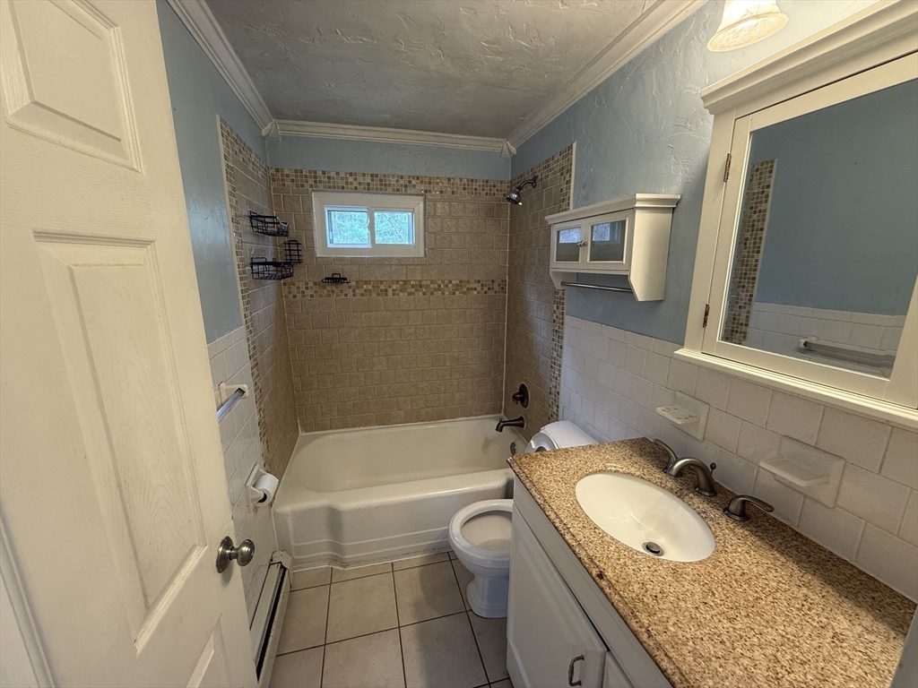 43 Manor Road Shrewsbury, MA 01545 - Photo 7 of 16