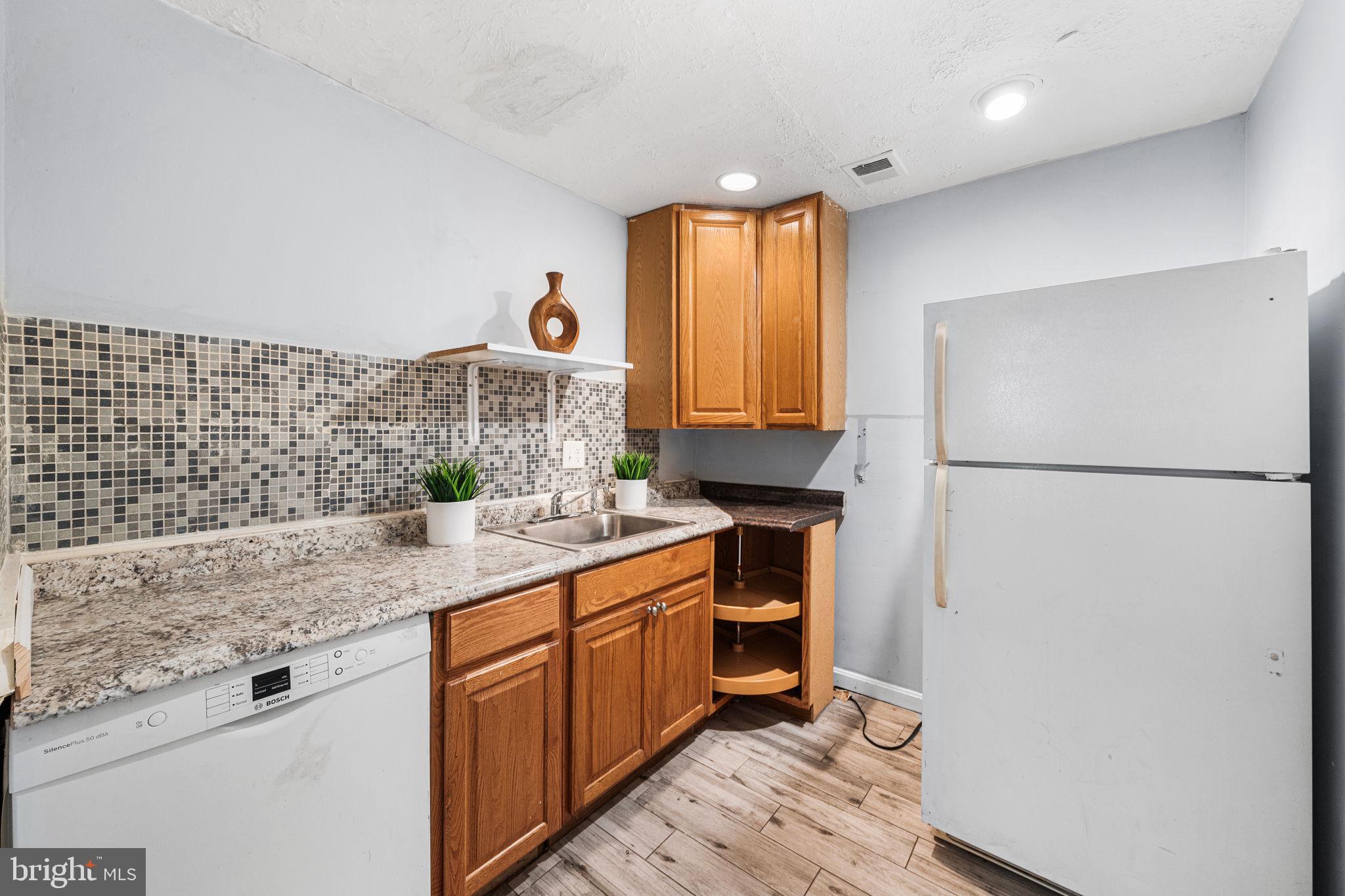 7403 Ridge Oak Court Springfield, VA 22153 - Photo 38 of 54