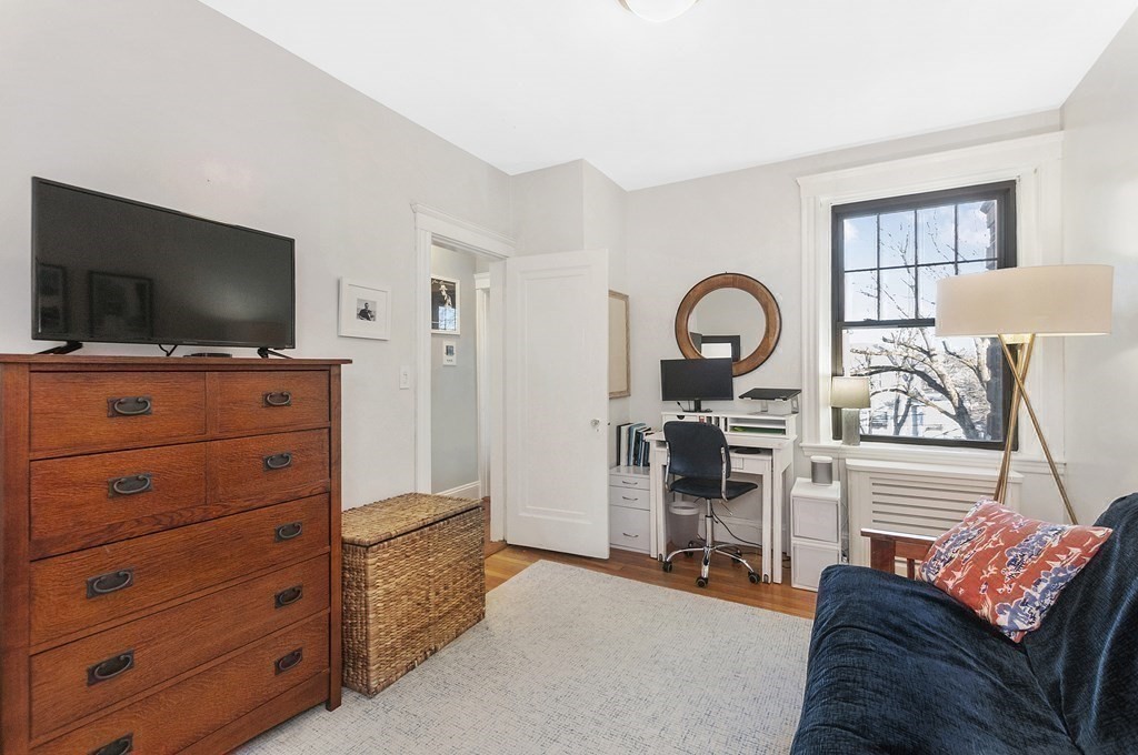 31 Winslow Road, Unit 5 Brookline, MA 02446 - Photo 18 of 21