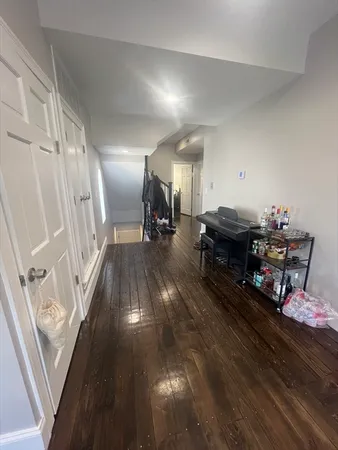 $5,200 | 15 Washburn Street, Unit 3, Boston, MA 02125