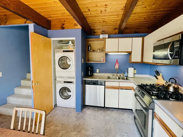 $769,000 | 2023 Spaulding Mountain Way, Unit 2023, Carrabassett Valley, ME 04947