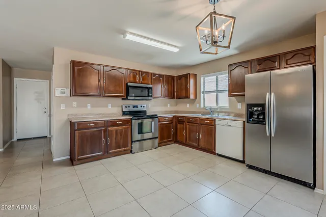 $1,545 | 5764 East Everhart Lane, Florence, AZ 85132