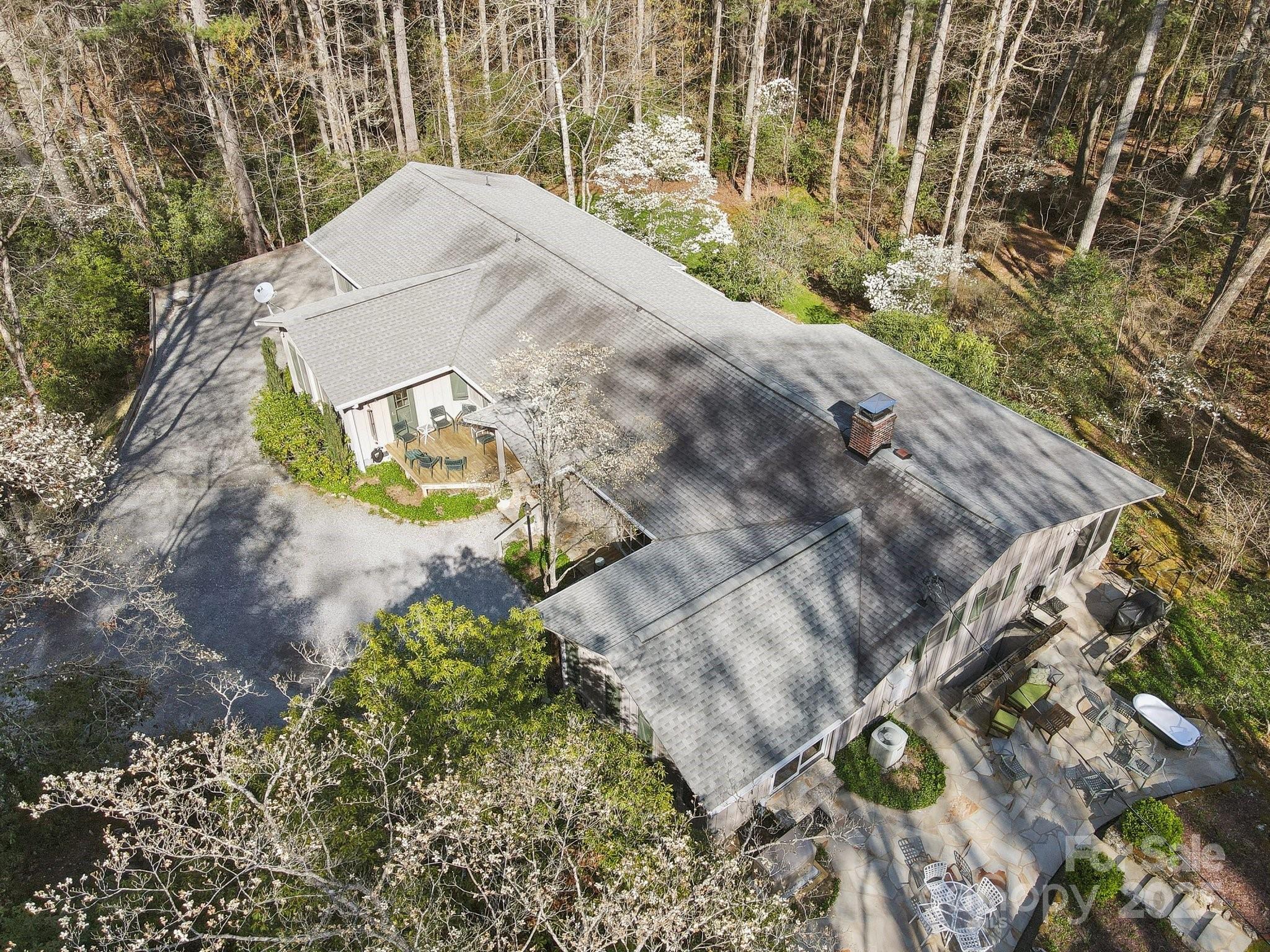 798 Evans Road Hendersonville, NC 28739 - Photo 39 of 45 a view of a yard