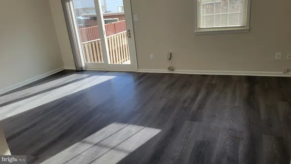 $2,700 | 2055 Pilgrim Drive, Woodbridge, VA 22192