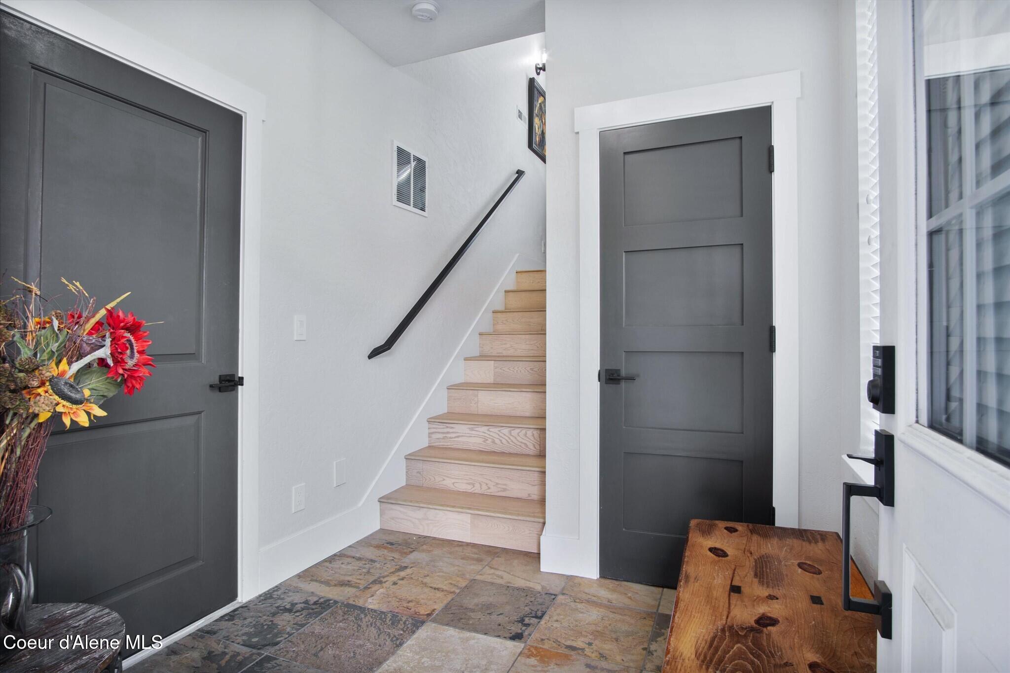 4457 Greenchain Loop, Unit 3 Coeur D'Alene, ID 83814 - Photo 2 of 47 19-JAL06114