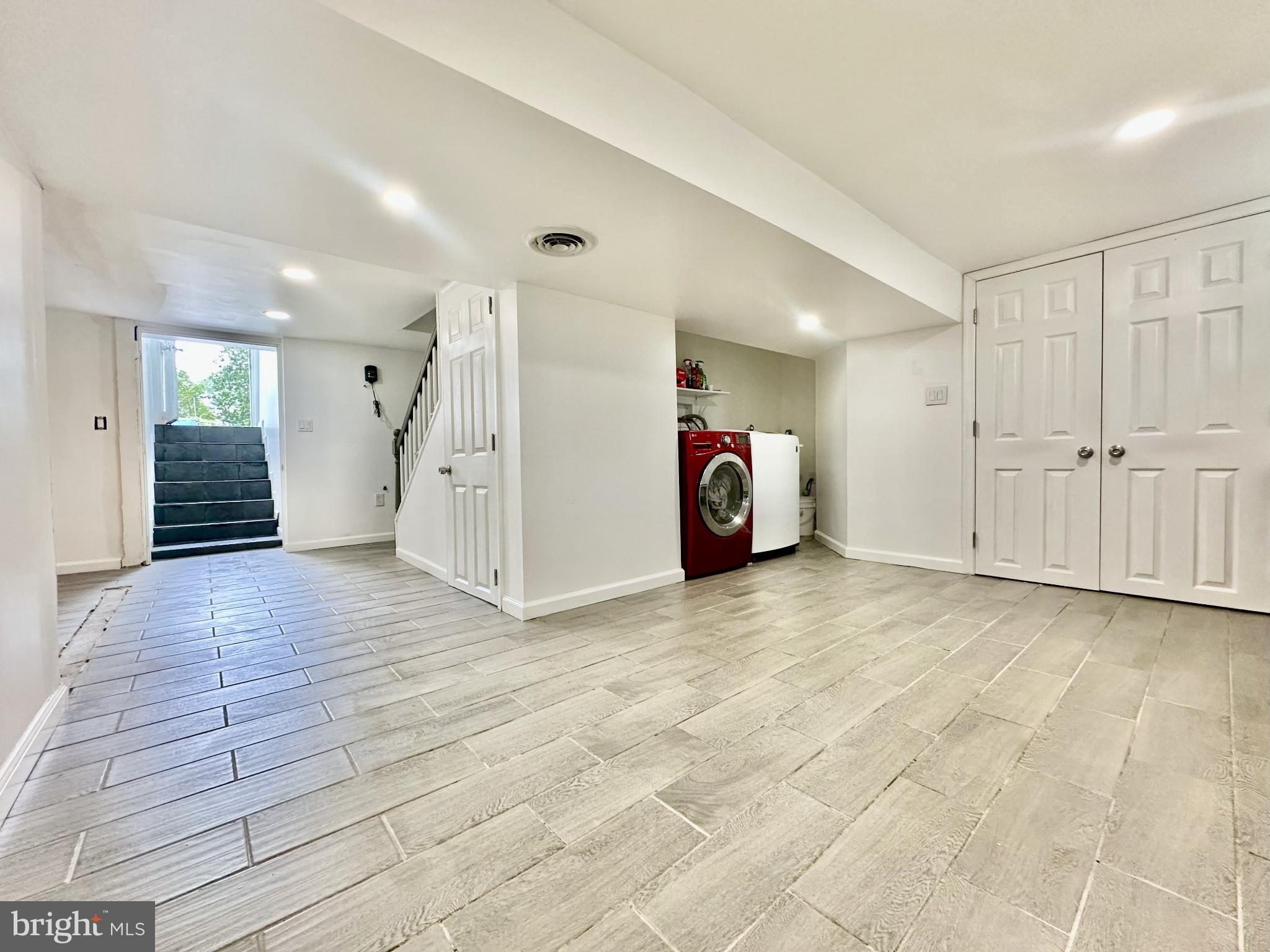 632 Durham Road Newtown, PA 18940 - Photo 26 of 36 a view of a livingroom with an empty space