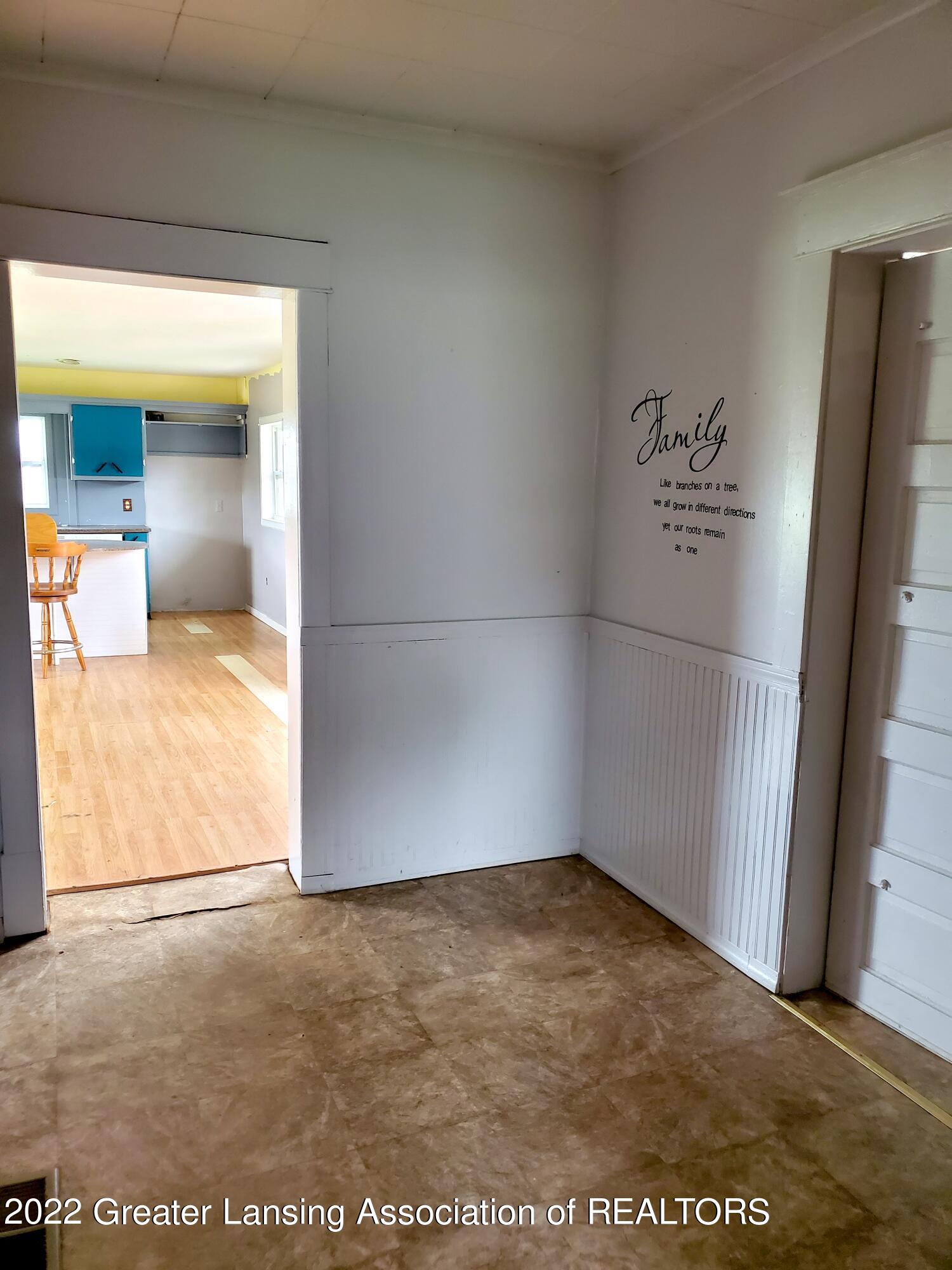 304 4th Street Blanchard, MI 49310 - Photo 10 of 23 Back entry