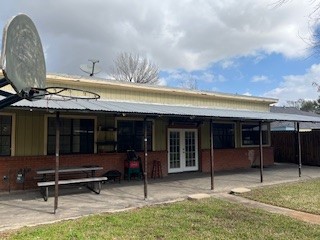 9271 Kempwood Drive Houston, TX 77080 - Photo 7 of 7 an outdoor view of a building