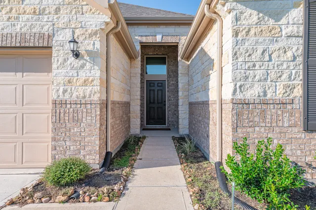 $375,000 | 21214 Kanaka Drive, Cypress, TX 77433