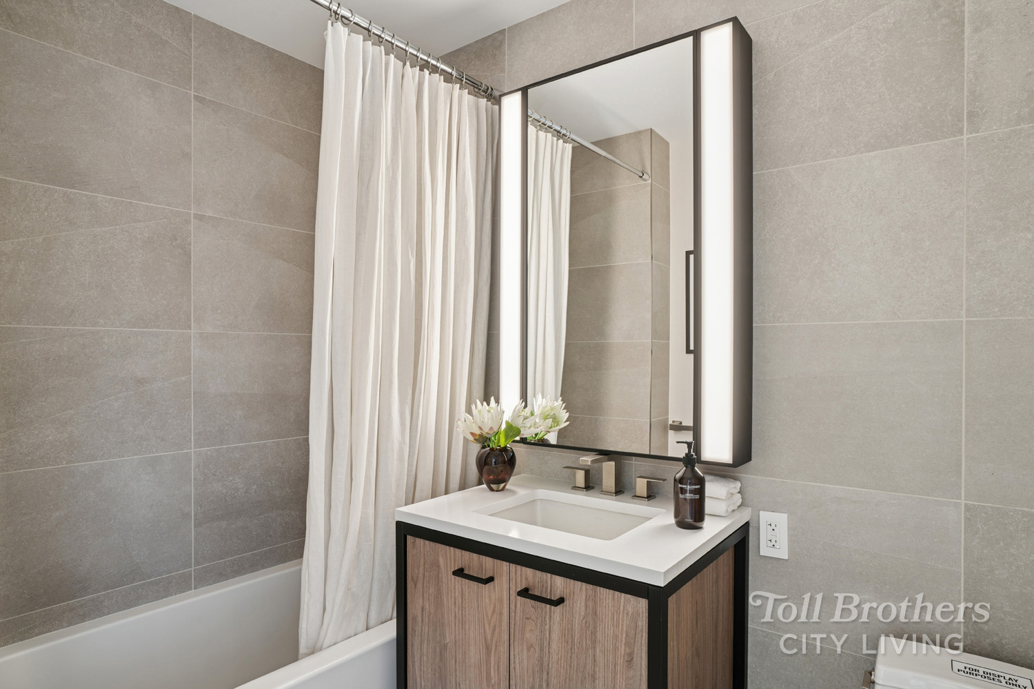 218 West 103rd Street, Unit 12B Manhattan, NY 10025 - Photo 16 of 24