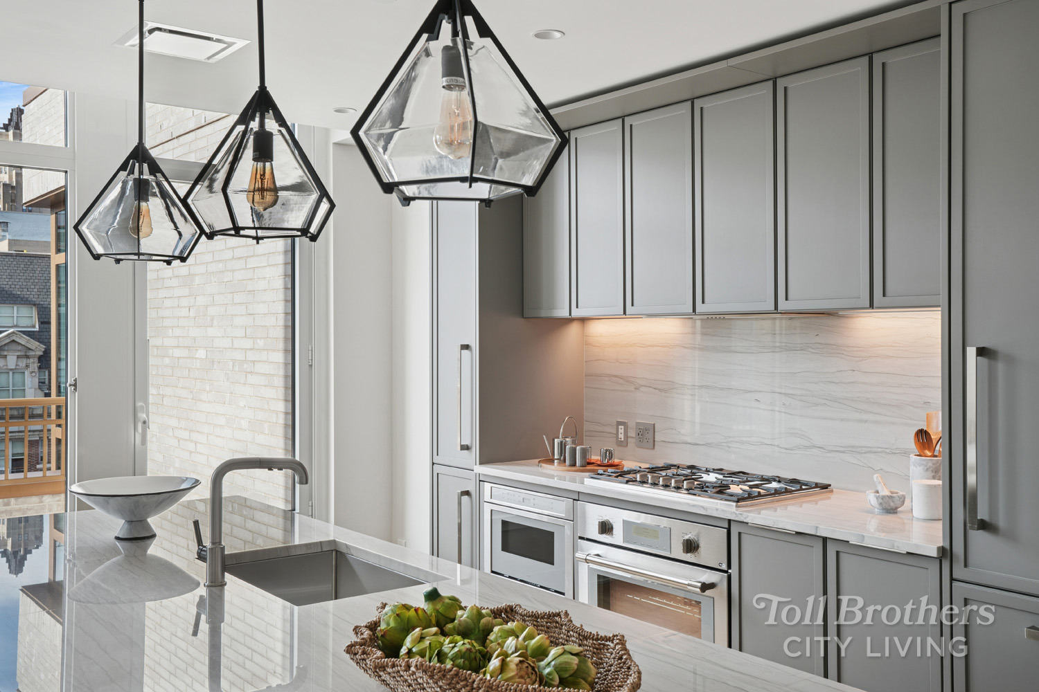 218 West 103rd Street, Unit 12B Manhattan, NY 10025 - Photo 9 of 24