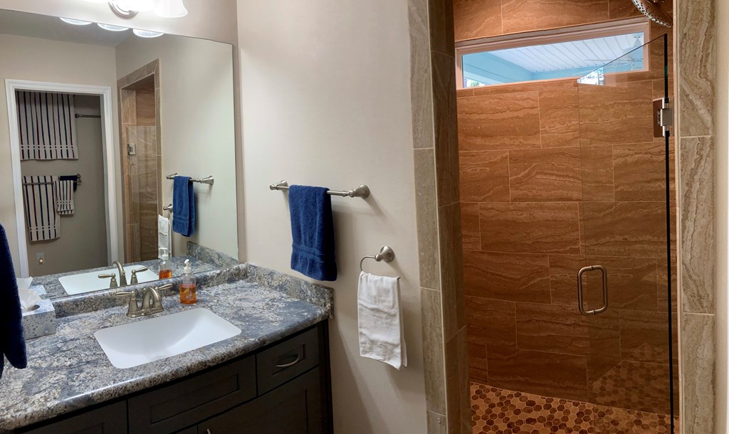 210 Ridgecrest Parkway Eastpoint, FL 32328 - Photo 9 of 21 Gallery Image 9