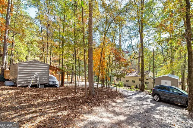 a view of a lake with houses
