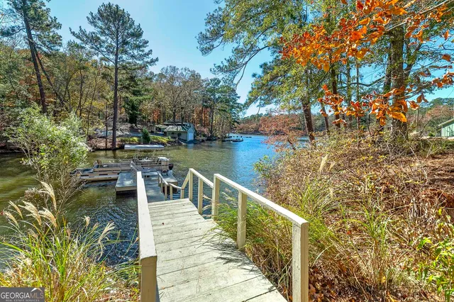 a view of a lake with houses