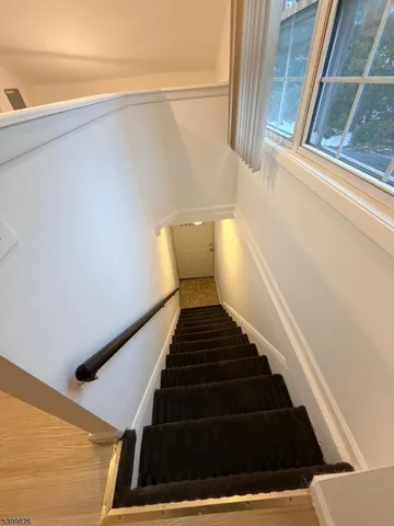 $1,650 | 131 Pine Street, Montclair, NJ 07042