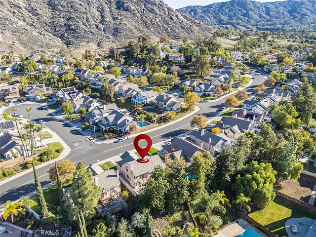 a view of a flower in a yard