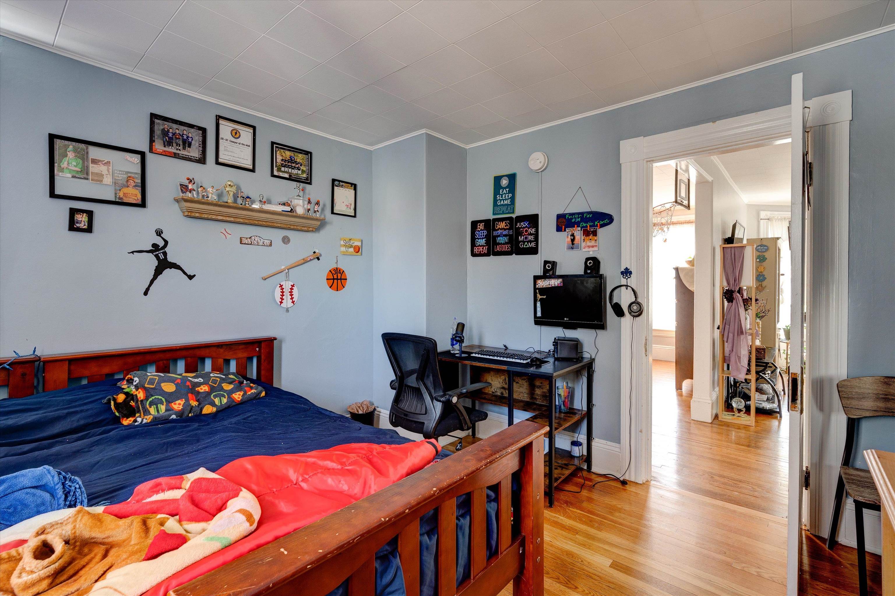 893 Union Street Manchester, NH 03104 - Photo 16 of 28 Gallery Image 16