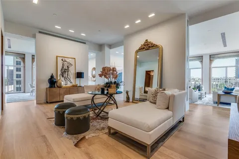 $4,250,000 | 2801 Turtle Creek Boulevard, Unit 7E, Dallas, TX 75219