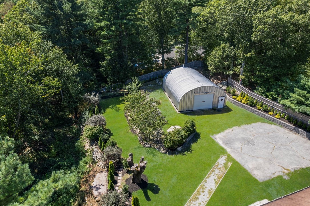 222 Old County Road Smithfield, RI 02917 - Photo 34 of 35