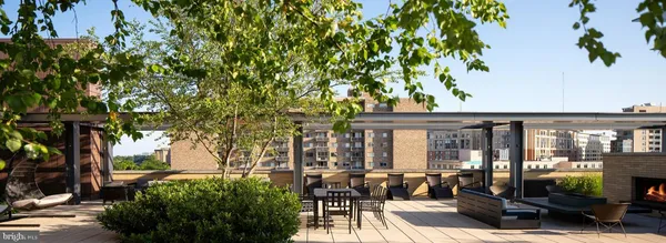 $2,684 | 8300 Wisconsin Avenue, Unit 1B1605, Bethesda, MD 20814