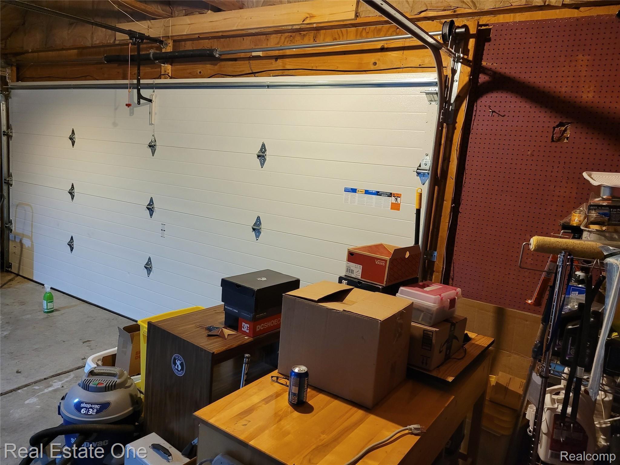 17681 Reed Street Melvindale, MI 48122 - Photo 27 of 33 Garage 3.jpg