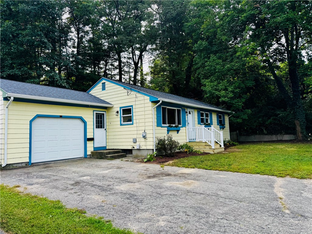6 Sand Street Coventry, RI 02816 - Photo 4 of 18 Gallery Image 4