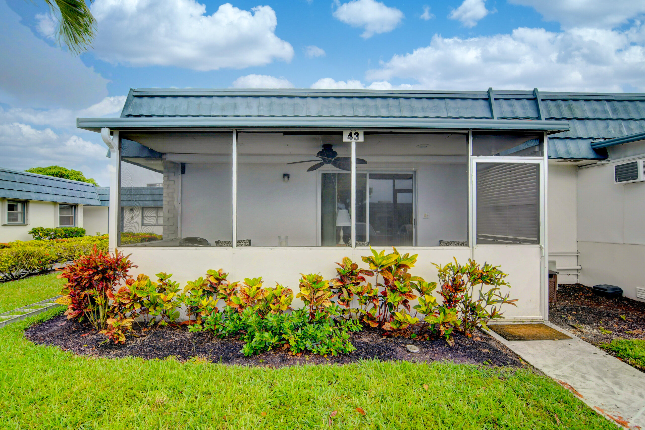 43 Waterford Way Delray Beach, FL 33446 - Photo 23 of 30 39_dsc_5647_48_49_50_51