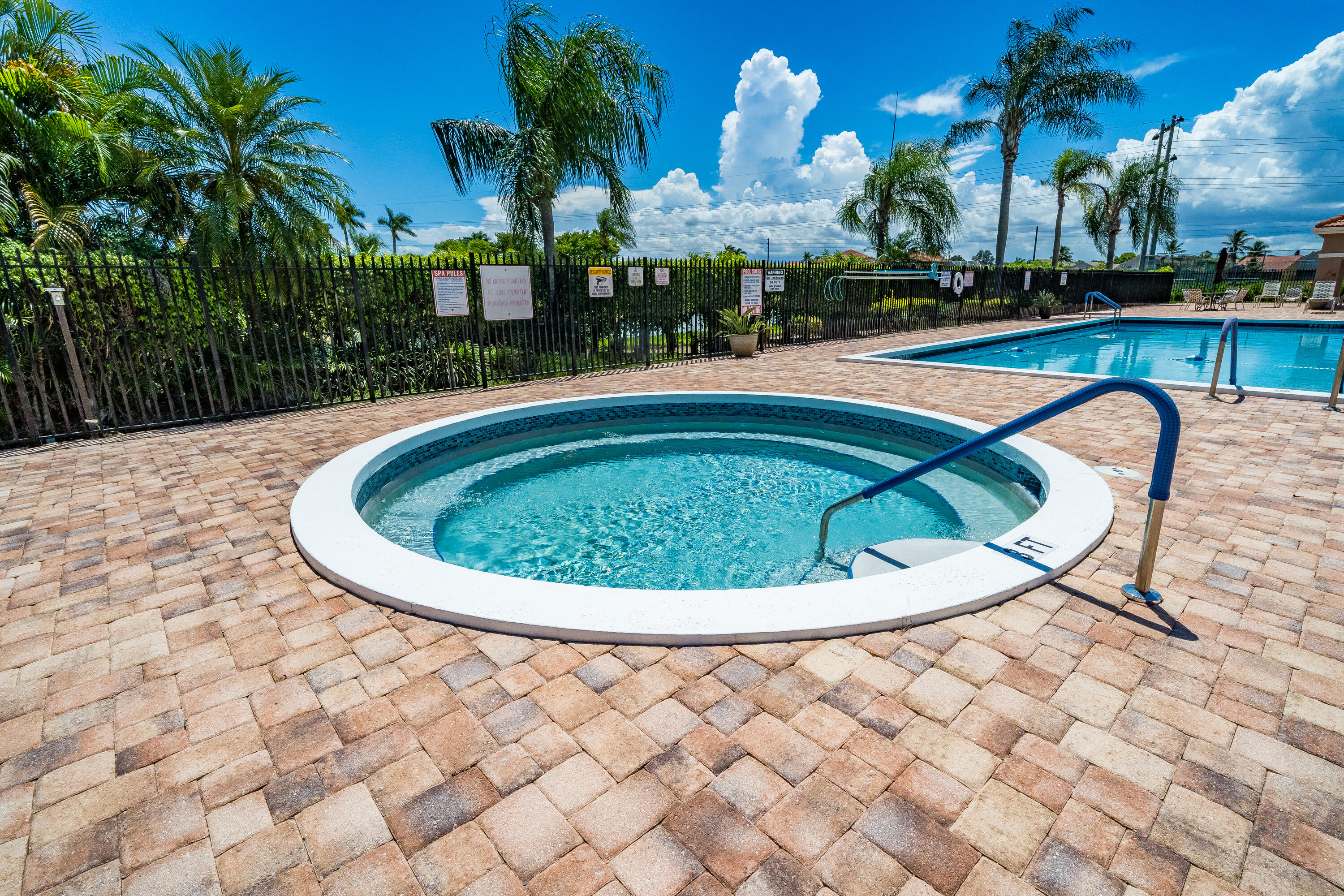 10871 Lakemore Lane, Unit A Boca Raton, FL 33498 - Photo 27 of 31 027