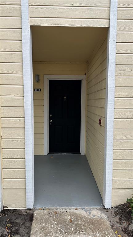 1017 South Hiawassee Road, Unit 3712 Orlando, FL 32835 - Photo 14 of 18 a front view of a house