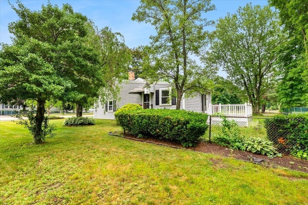 2 Margaret Road Foxboro, MA 02035 - Photo 26 of 29