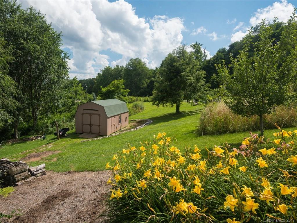 100 Windswept Ridge Road Canton, NC 28716 - Photo 4 of 24 Gallery Image 4
