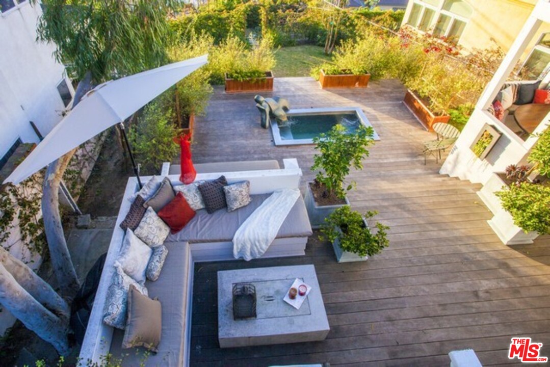 235 Fowling Street Playa del Rey, CA 90293 - Photo 22 of 27 Gallery Image 22