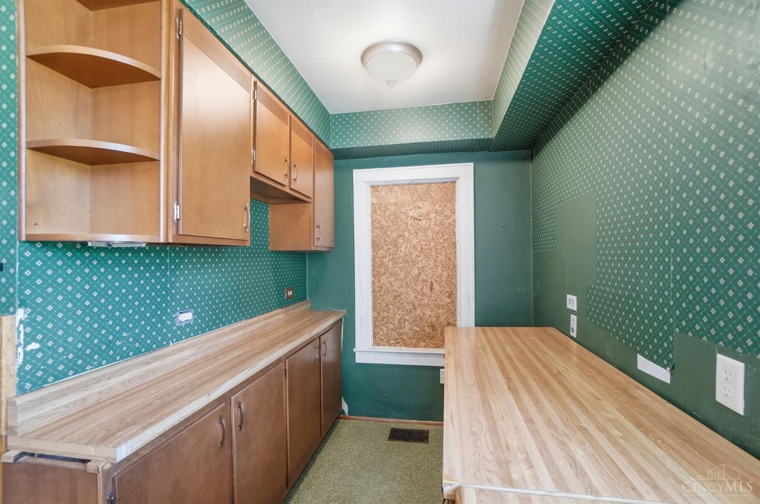 4628 Summerside Road Cincinnati, OH 45244 - Photo 18 of 91
