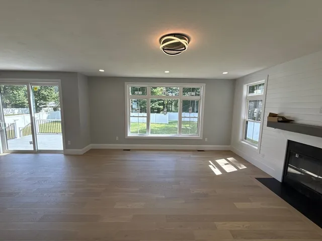 $1,549,000 | 14 Earle Stewart Lane, Wrentham, MA 02093