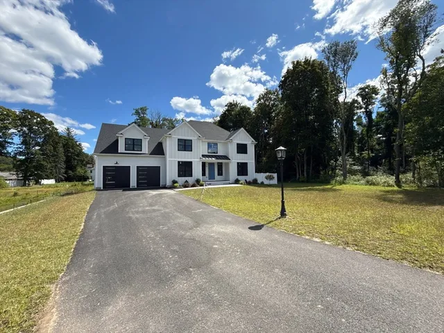 $1,549,000 | 14 Earle Stewart Lane, Wrentham, MA 02093