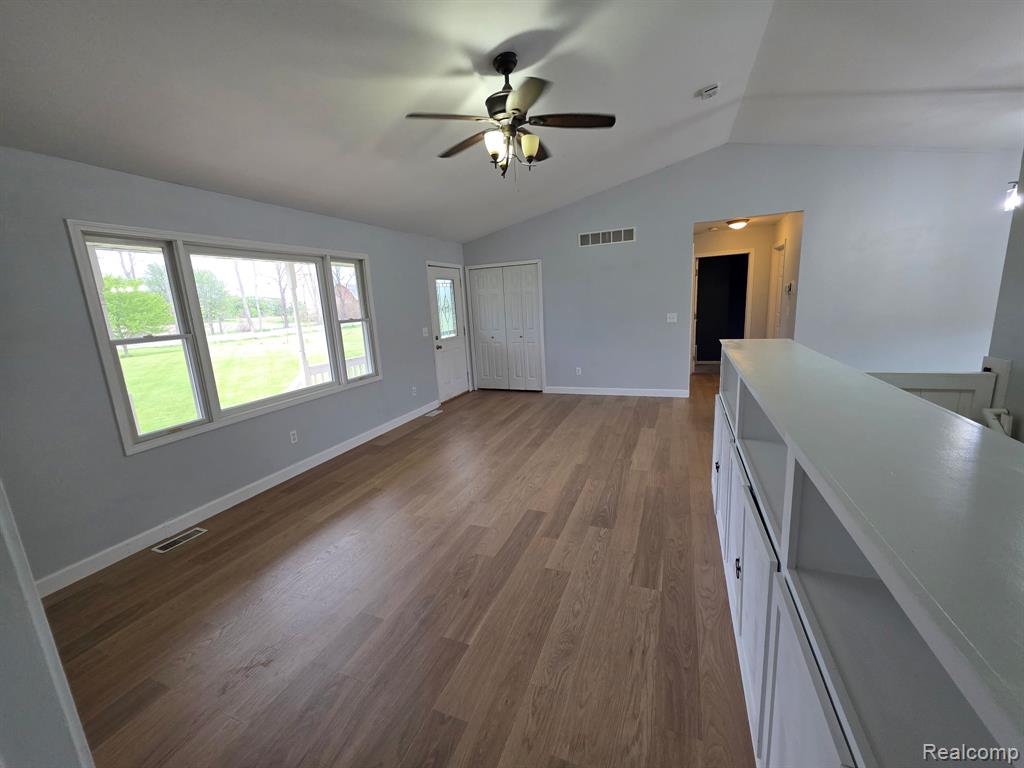 10423 North Fowlerville Road Fowlerville, MI 48836 - Photo 8 of 22
