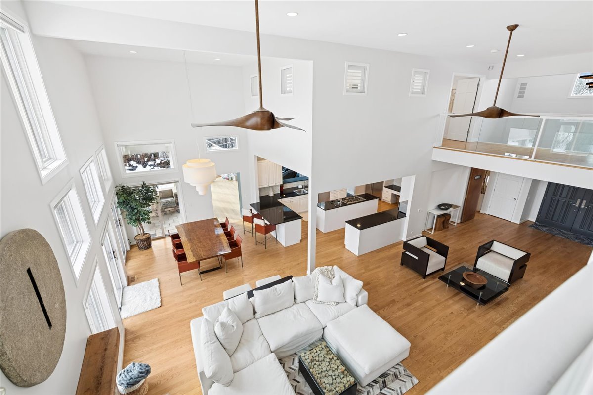 12 East Penny Road South Barrington, IL 60010 - Photo 25 of 61 a living room with furniture and a wooden floor