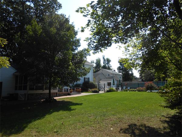91 Spruce Road Reading, MA 01867 - Photo 29 of 30 Gallery Image 29