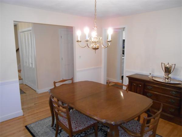 91 Spruce Road Reading, MA 01867 - Photo 5 of 30 Gallery Image 5